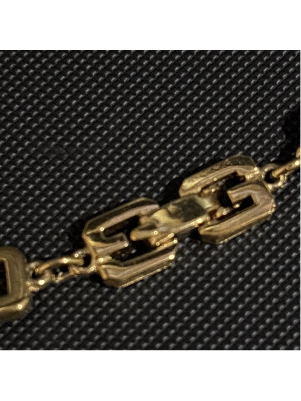 GIVENCHY G Logo Women Unisex Necklace Gold 39cm Used - Picture 4 of 12